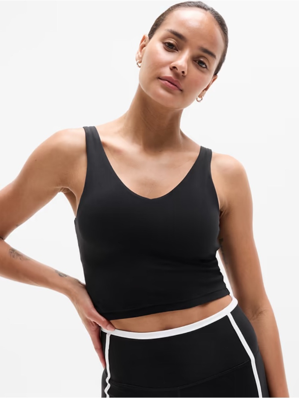 Athleta Sz M Transcend V-Neck Crop Sports Bra Black A-C Light Support Wireless
